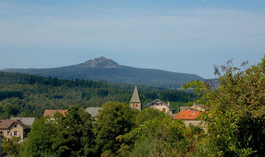 hotel-chambon-sur-lignon