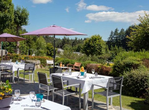 hotel-chambon-sur-lignon