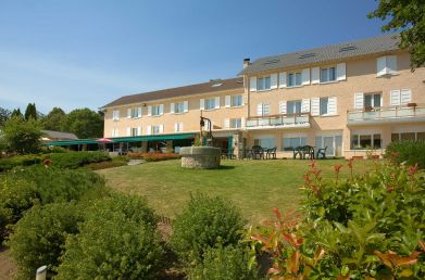 hotel-chambon-sur-lignon